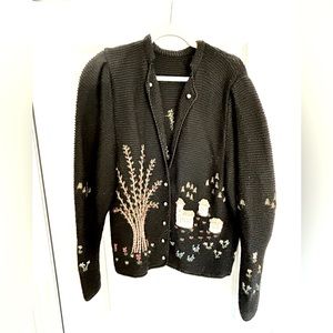 Beautiful vintage embroidered sweater
